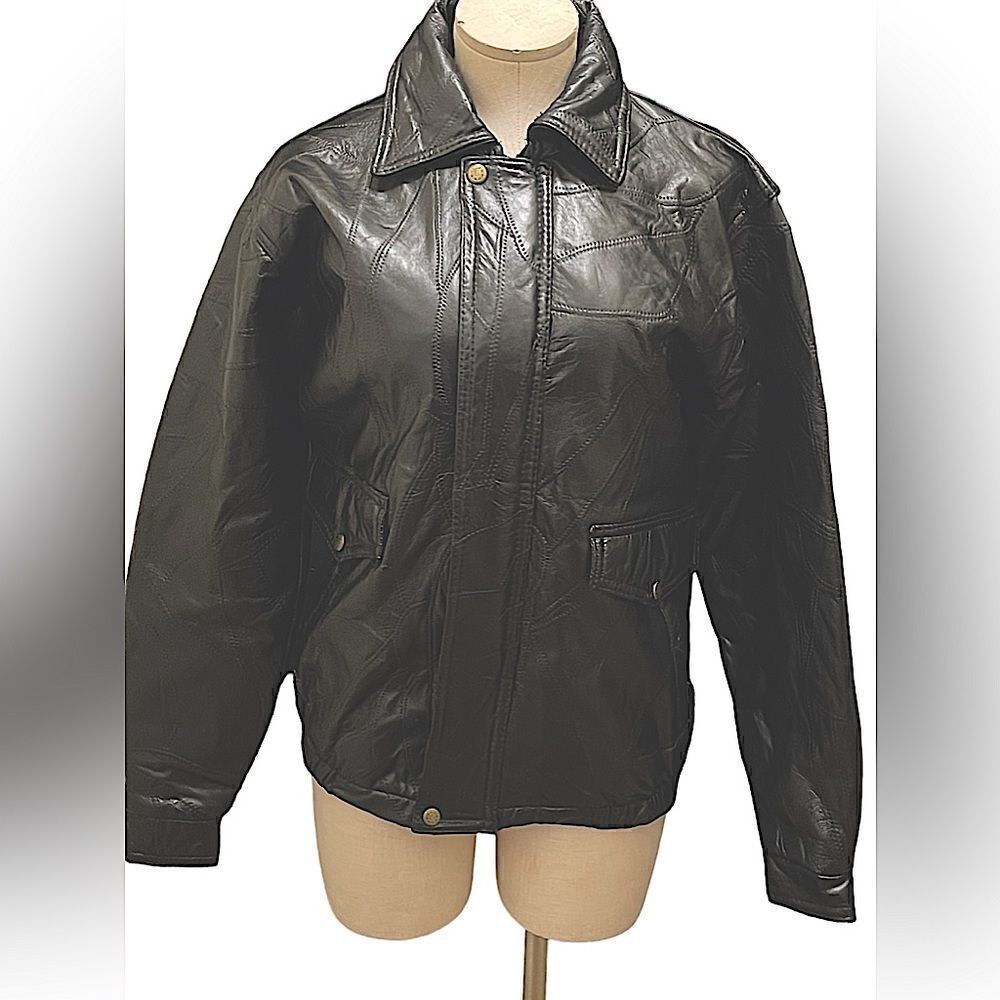 Timeless Edge: Vintage Black Leather Zip-Up Jacket